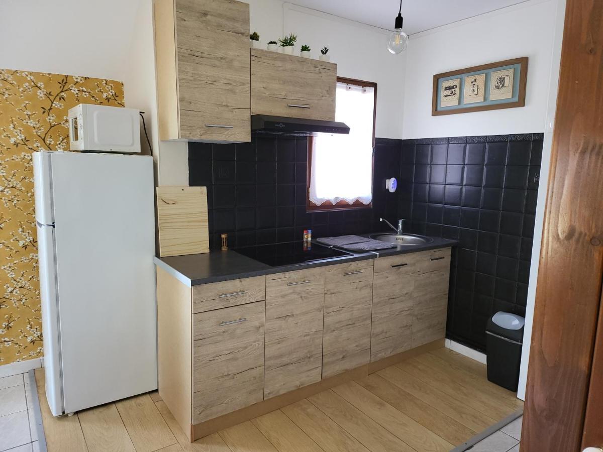 Revedelac Meuble Tout Confort Bremes Exterior photo