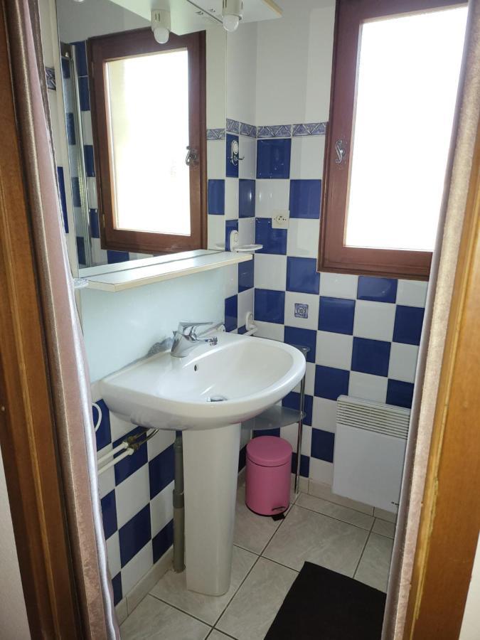 Revedelac Meuble Tout Confort Bremes Exterior photo